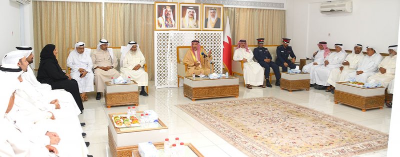 أهالي محافظة المحرق يحتفلون باليوم الوطني الإماراتي