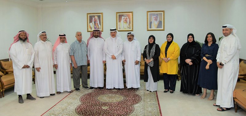 وزير العمل يلتقي رئيس المجلس التنفيذي للاتحاد الحر لنقابات عمال البحرين