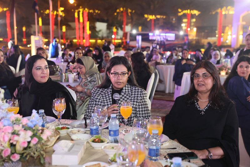 نادي الضباط يختتم فعالياته بتكريم عدد من عضواته ويشيد بدعم وزير الداخلية