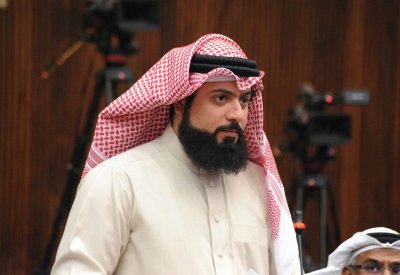 الأحمد يؤكد التعاون التام لإقرار برنامج الحكومة