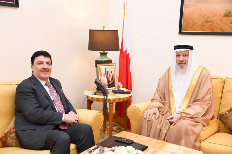 مستشار جلالة الملك لشؤون السلطة التشريعية يستقبل القائم بأعمال سفارة جمهورية العراق لدى المملكة