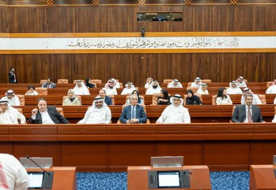 بالصور: شاهد النواب الجدد على كراسيهم لأول مرة