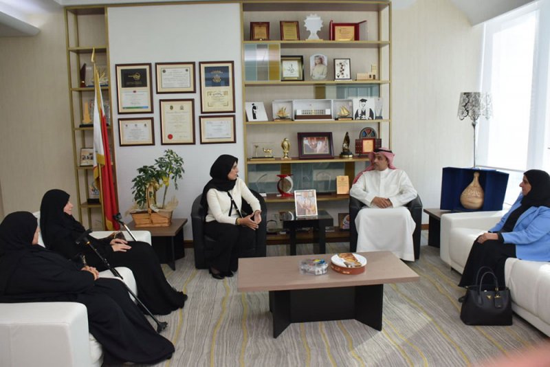 وكيل وزارة الصحة يستقبل مجلس إدارة الجمعية البحرينية لمرض التصلب المتعدد