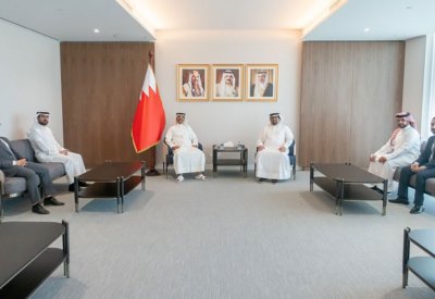 وزير المواصلات والاتصالات يستقبل رئيس اللجنة التنفيذية للإعداد لتنظيم دورة الألعاب المدرسية (البحرين 2024)