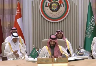 ولي العهد السعودي: نعتزم تقديم رؤية جديدة لتعزيز تطوير دول الخليج