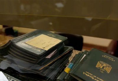 مصري انتحل صفة لبناني لمدة 10 سنوات.. وسافر 100 دولة