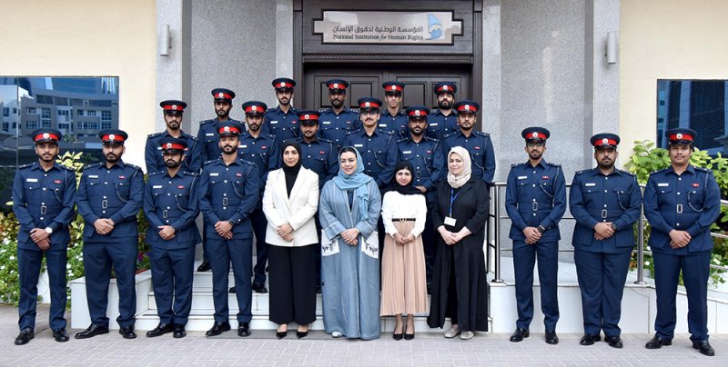 ضباط "الملكية للشرطة" بمحاضرة حول آلية تلقي الشكاوى وتحليلها في "الوطنية للحقوق"