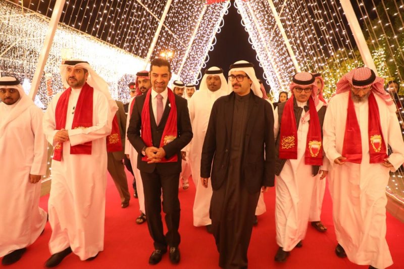 بلدية المنطقة الجنوبية تدشن إنارة الممر المضيء في شارع 16 ديسمبر