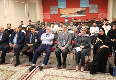 جامعة البحرين تدعو طلبتها لاكتساب المهارات الرقمية والوظيفية