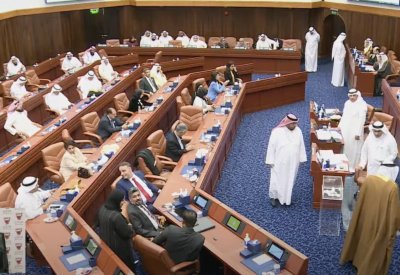 من يحسم معركة النائب الثاني قراطة ام بوخماس؟