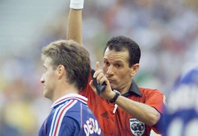 قبل 24 عاما.. حين شارك أول مغربي في نهائي كأس العالم