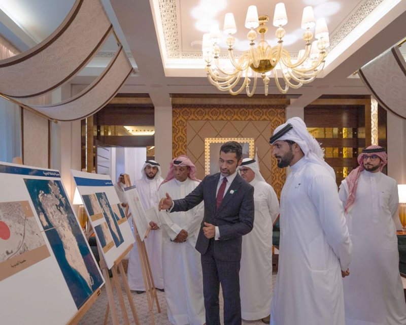 ناصر بن حمد: مسارات التنمية تشهد نموا متسارعاً بفضل دعم جلالة الملك المعظم واهتمام سمو ولي العهد رئيس مجلس الوزراء