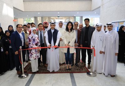 حملات اجتماعية بجامعة البحرين تشجع التطوع والقراءة التفاعلية