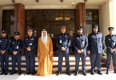 وكيل وزارة الداخلية لشؤون الجنسية والجوازات والإقامة يكرم عدداً من منتسبي إدارة المنافذ لضبطهم جوازات سفر مزورة وحالات انتحال شخصية