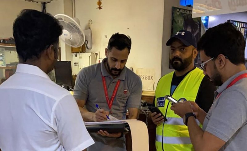حملات تفتيشية في ثلاث محافظات نفذتها وزارة الداخلية و سوق العمل