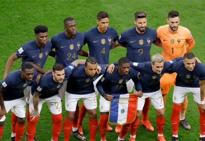 الإنفلونزا تضرب منتخب فرنسا قبل نهائي المونديال