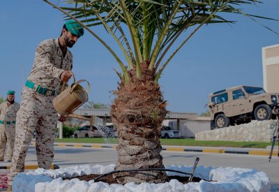 ناصر بن حمد: تضحيات الشهداء ستبقى علامة خالدة في تاريخ الوطن.. كل شهيد هو قصة ملهمة