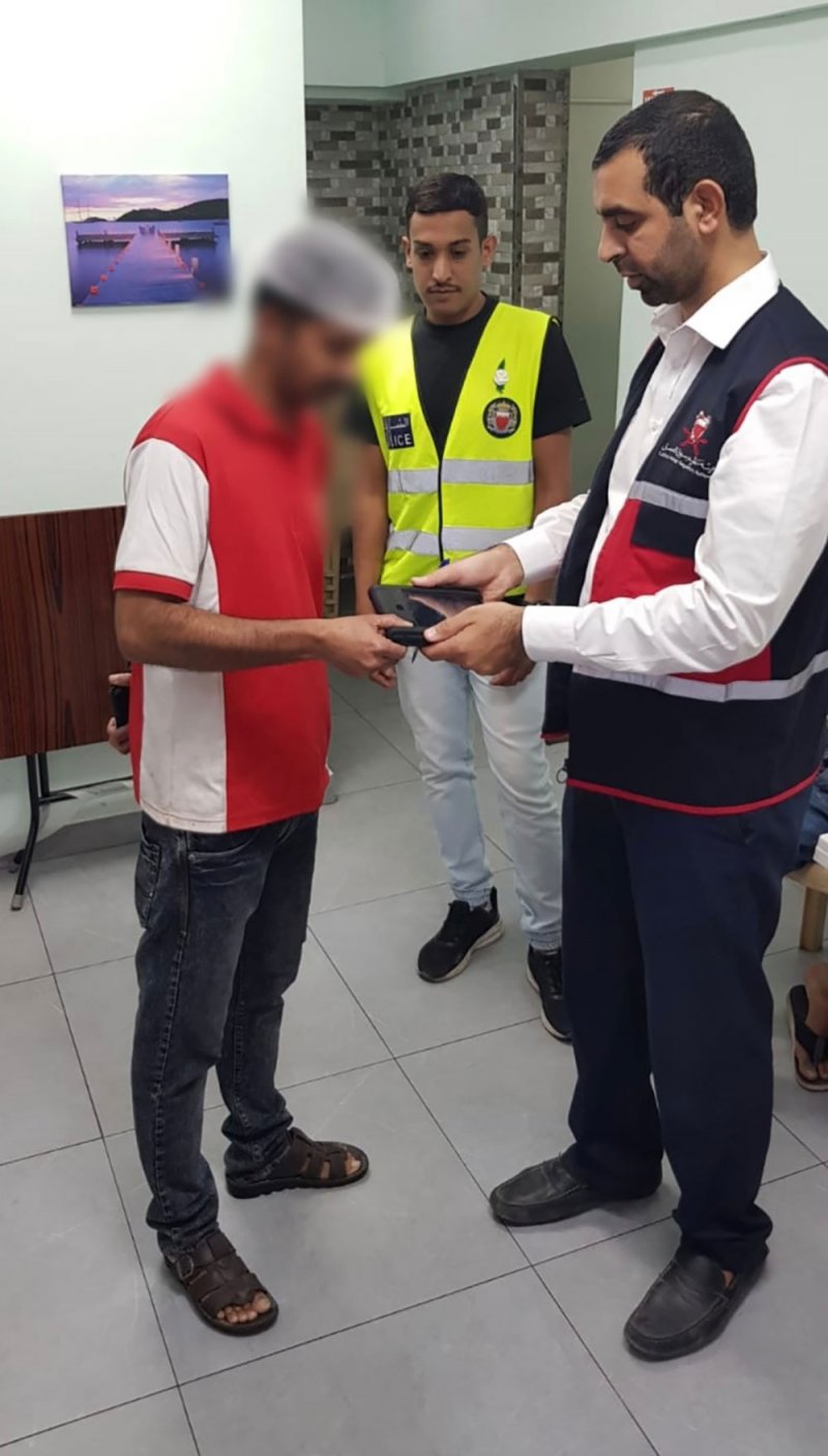 "سوق العمل" و "الجوازات" تنفذان حملة تفتيشية في محافظة المحرق