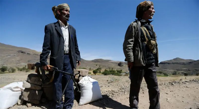 ميليشيا الحوثي تقتحم منزل ناشطة حقوقية وسط اليمن