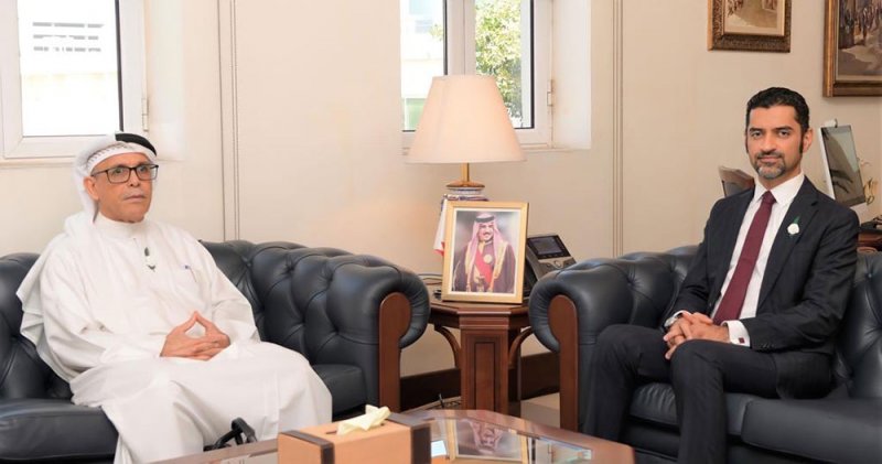 وزير شؤون البلديات والزراعة يبحث تعزيز المشاريع البلدية مع رئيس مجلس بلدي الشمالية