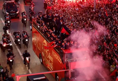 استقبال مهيب لنجوم المغرب بعد العودة إلى الرباط