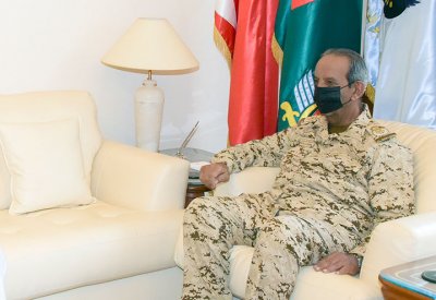 القائد العام لقوة دفاع البحرين يستقبل سعادة عضو مجلس الشورى