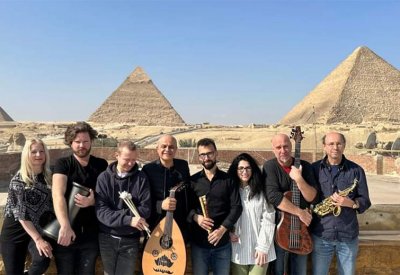 كايرو ستيبس تحتفل بمرور 20 سنة بحفلين كاملين العدد في الأوبرا