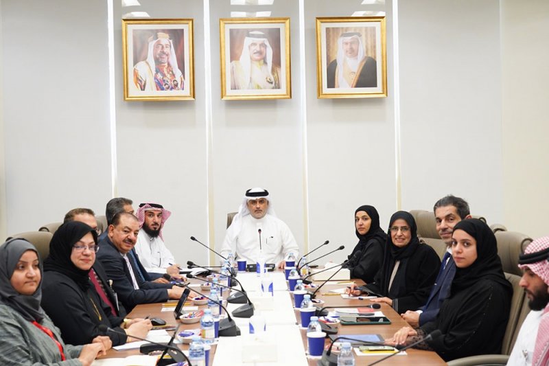 خلال اجتماع خدمات النواب: مضاعفة جهود السادة النواب الأعضاء من أجل تسريع وتيرة عمل اللجنة