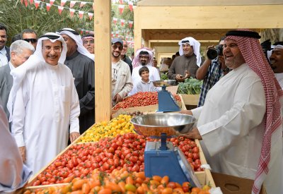 بالصور: خالد بن عبدالله يوجه بطرح أراضٍ جديدة للاستثمار الزراعي