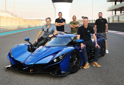 Praga تنتقل إلى الإمارات بسيارتها الخارقة Bohema