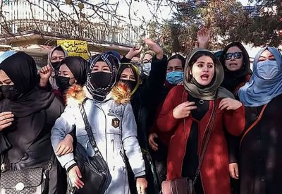 قلق أممي بعد حظر طالبان النساء من العمل بالمنظمات غير الحكومية