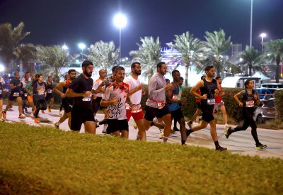 بن جلال: رعاية جلالة الملك المعظم لسباق نصف ماراثون البحرين الملكي الليلي عامل أساسي للنجاح
