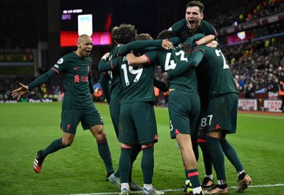 الدوري الإنجليزي: فوز ليفربول على أستون فيلا 3 / 1