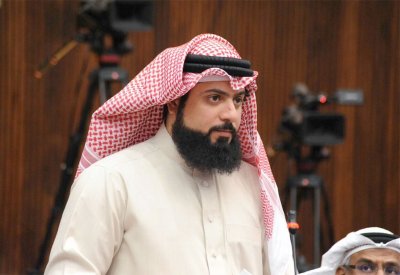 الأحمد ردًا على التأمينات: 44 ألف بحرينيًا رواتبهم أقل من دينار 400