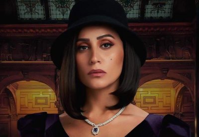 الفنانة دينا الشربيني في قصة حب جديدة