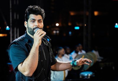 محمود التركي يشعل أجواء رأس السنة 2023 في دبي