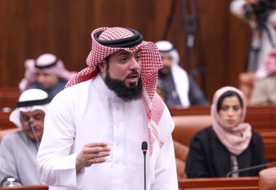 الأحمد: لتعجيل إرجاع الحكومة للمشاريع بقوانين