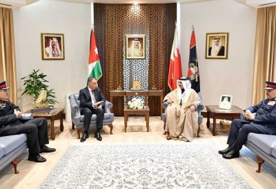 وزير الداخلية يلتقي وزير الداخلية الأردني ويعرب عن تقديره لمسيرة التعاون والتنسيق الأمني بين البلدين‎‎
