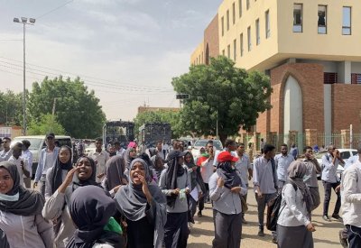 السودان.. إضرابات تهدد بتعطيل قطاع التعليم