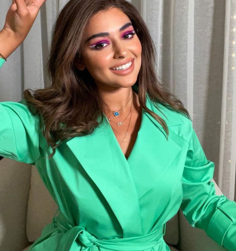 السعودية إلين سليمان في قائمة أجمل 100 وجه للعام 2022