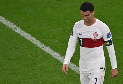 "المصائب لا تأتي فرادى".. الأزمات تضرب "رونالدو الافتراضي"