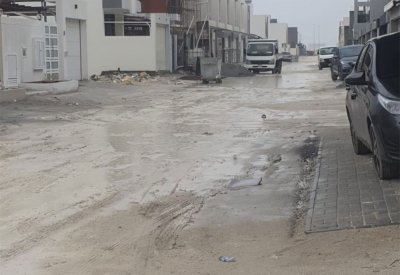 الوحل يشل حركة أهالي "درة المحرق"