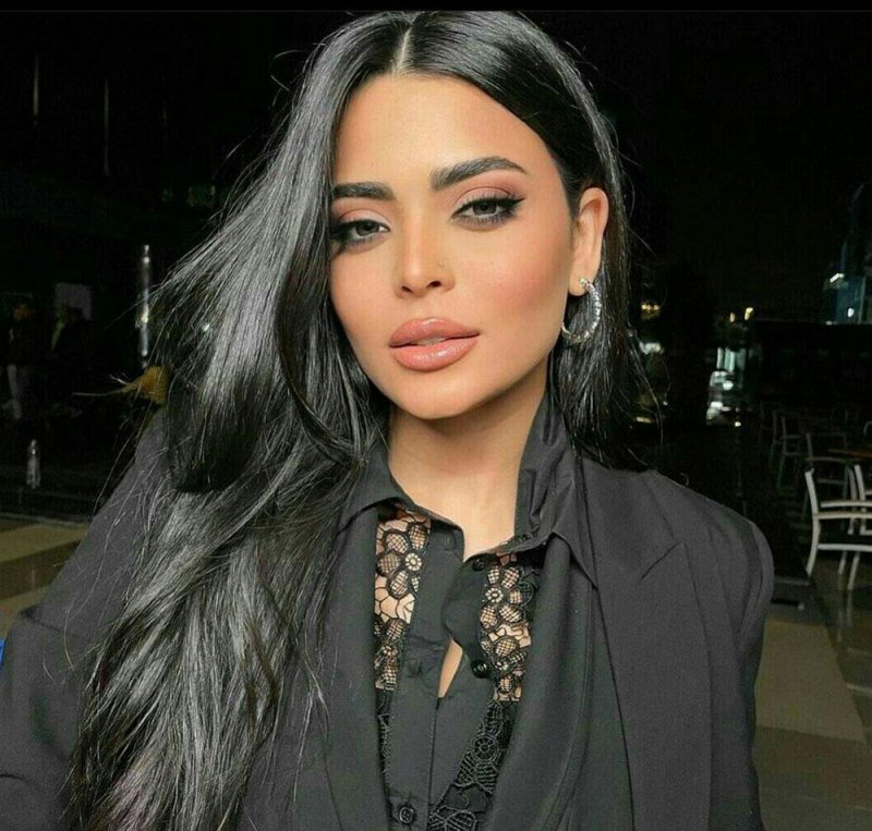 أسماء جلال بين "الهرشة السابعة” و“بضع ساعات في يوم ما”