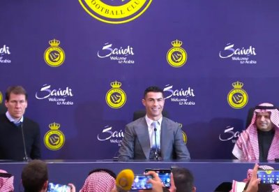 رئيس نادي برازيلي: فاوضنا رونالدو.. لكنه اختار النصر