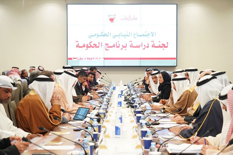 لجنة برنامج الحكومة تطلب التمديد 6 أيام