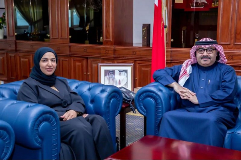 النائب جليلة علوي تبحث ملف التوظيف مع وزير "التربية"