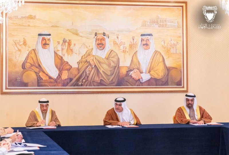 "الأعلى لتطوير التعليم والتدريب" يطلع على مبادرات التطوير للمدارس الحكومية