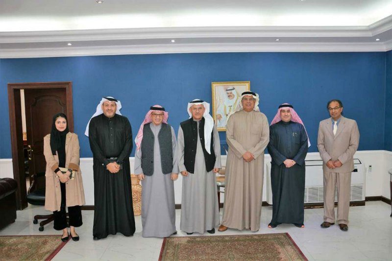 محافظ الشمالية يؤكد على ضرورة إنجاح يوم البحرين الرياضي تحت شعار "الصحة للجميع ومن الجميع"