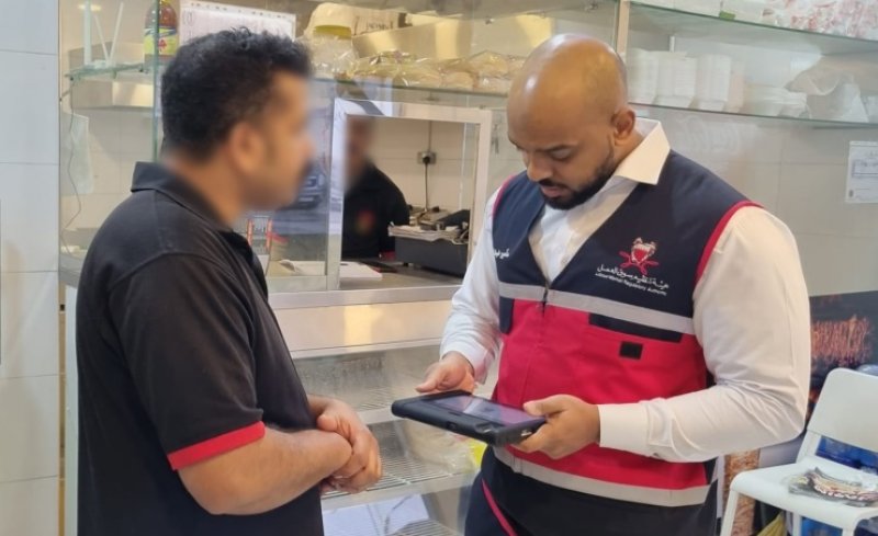 "سوق العمل": تنفيذ 3 حملات تفتيشية بالمحافظتين الجنوبية والشمالية