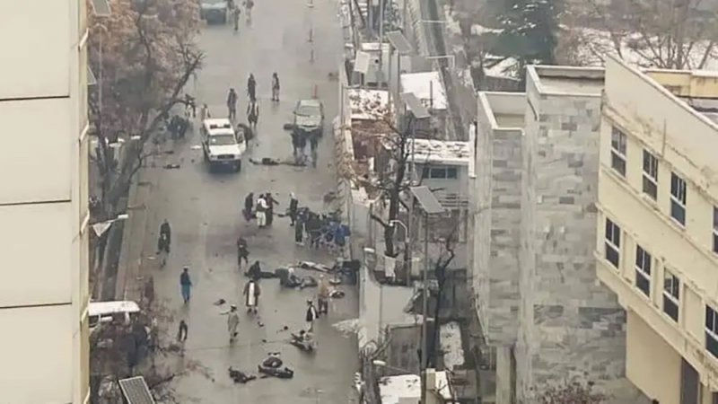 قتلى في تفجير انتحاري قرب "خارجية أفغانستان"